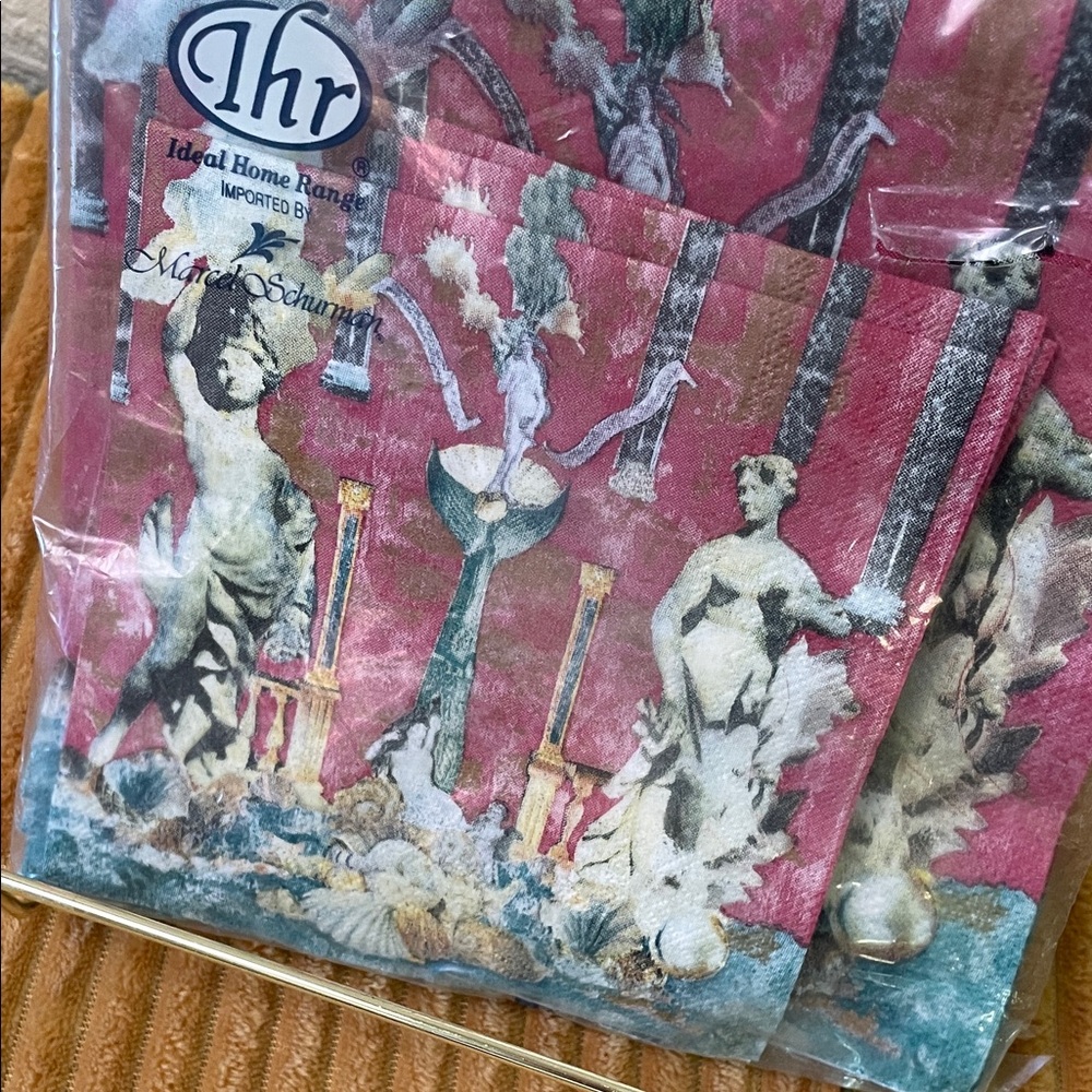 Vintage Pink Disposable Napkins printed in Germany - Picture 3 of 3